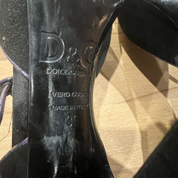 Dolce & Gabbana Vintage Velvet Mary Jane heels size 39/ US 8.5 - Picture 10 of 11